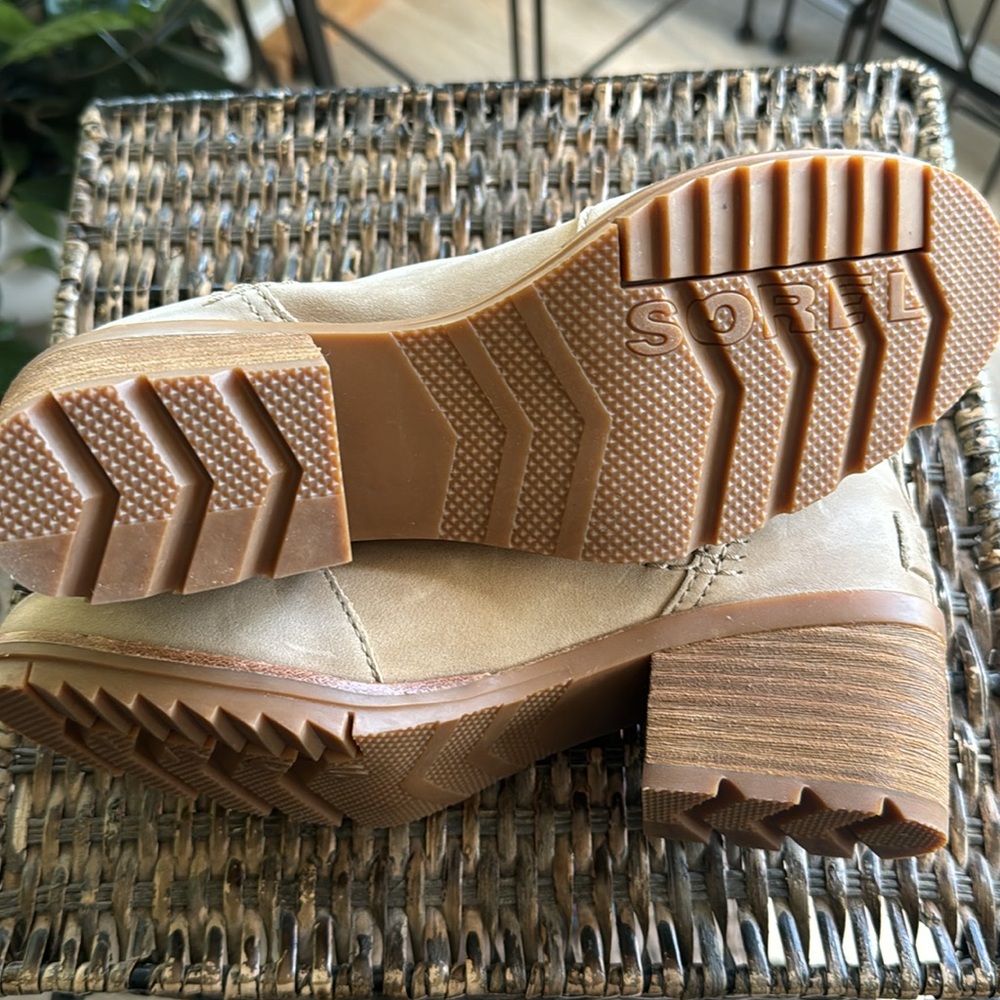 SOREL WOMEN'S CATE CHELSEA LEATHER BOOTIE SIZE 6 - Picture 8 of 8